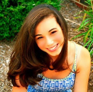 Sara Hendricks Photo 6