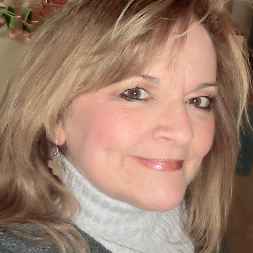 Susan Ireland Photo 44