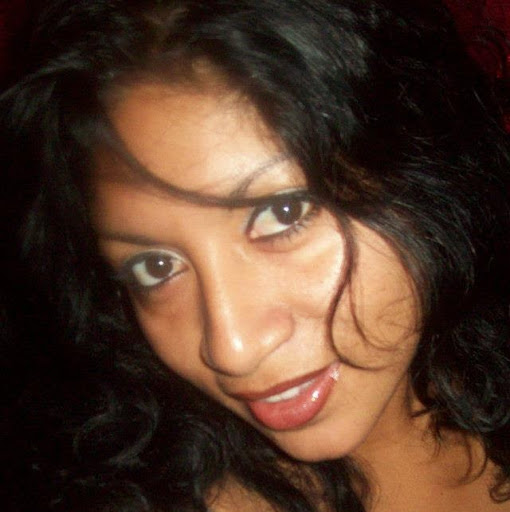 Elizabeth Velasquez Photo 8