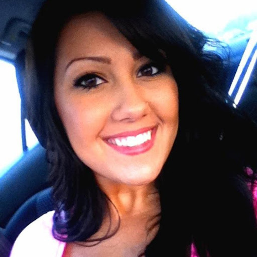 Alexis Graham Photo 33