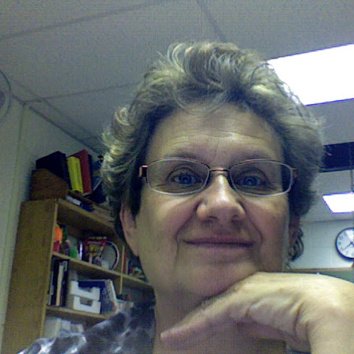 Linda Tucker Photo 5