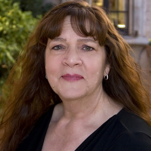 Shelley Williams Photo 13