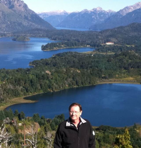 Richard Larson Photo 37