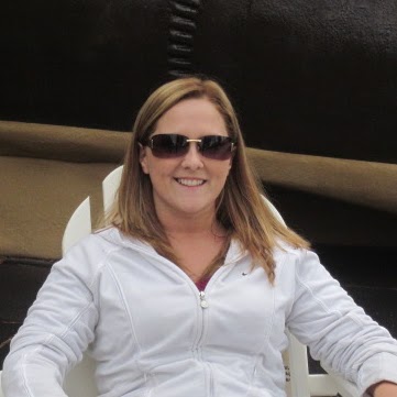Christine Dyer Photo 16