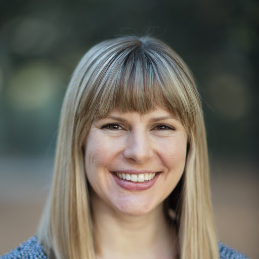 Emily Hicks Photo 11