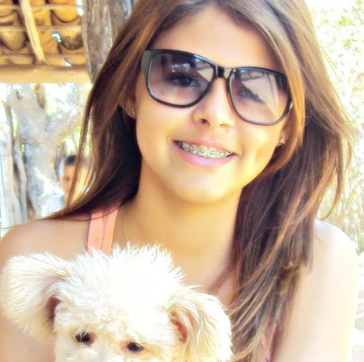 Patricia Santos Photo 7