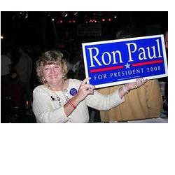 Linda Poole Photo 25