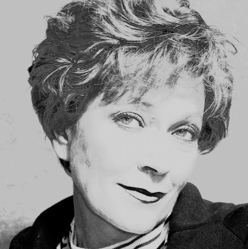 Heidi Horan Photo 2