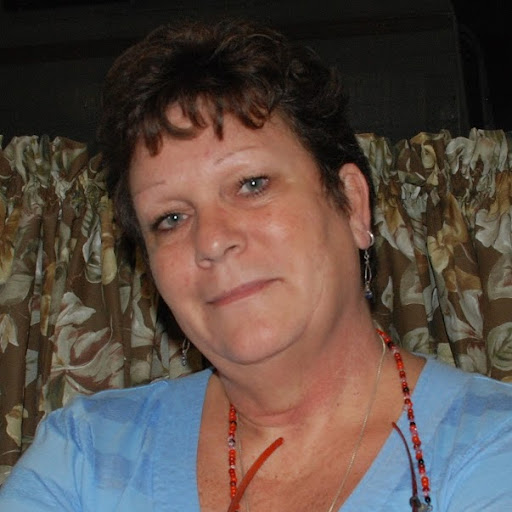Donna Holcomb Photo 6