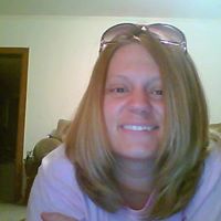 Elizabeth Roach Photo 22