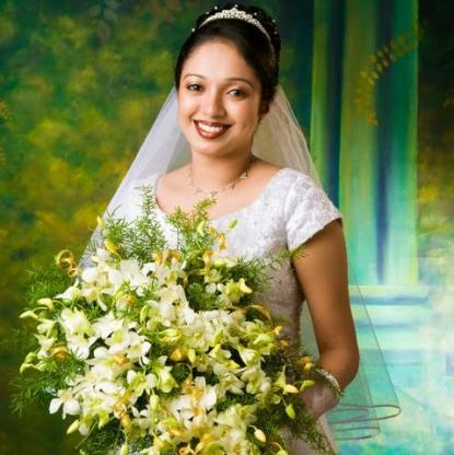 Elizabeth Jacob Photo 41