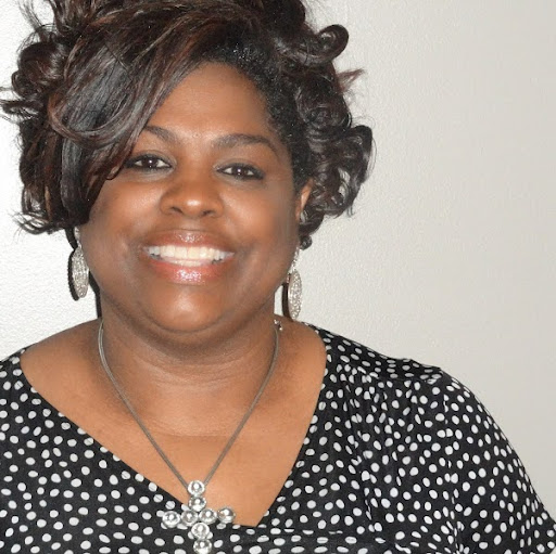 Gail Williams Photo 19