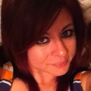Julie Barrios Photo 37