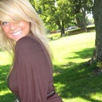 Helen Vickers Photo 19