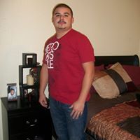 Efrain Benitez Photo 36