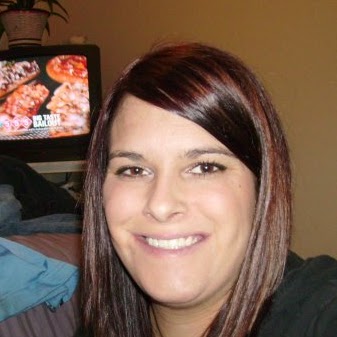Lisa Dill Photo 19