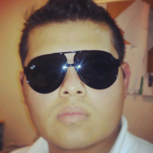 Carlos Villalobos Photo 36