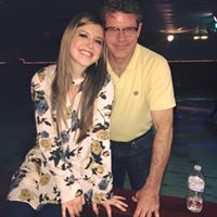 Ellie Schultz Photo 6