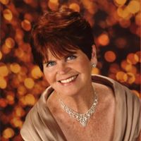 Maureen Lavin Photo 18