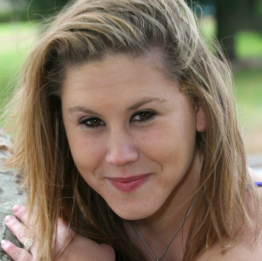 Kimberly Hanson Photo 32