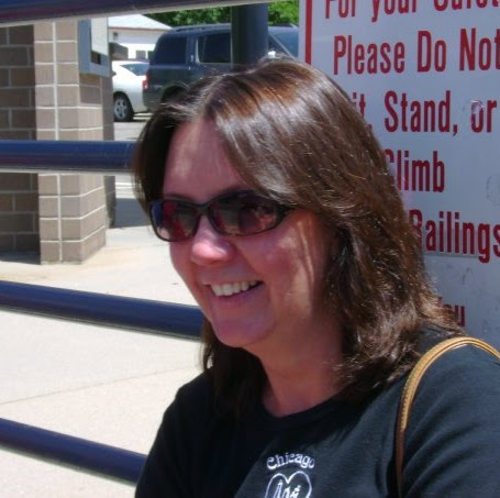 Linda Gabriel Photo 19