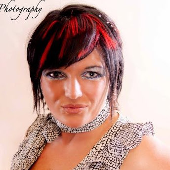 Julie Morrow Photo 36