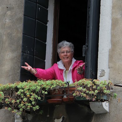 Sandra Frederick Photo 6