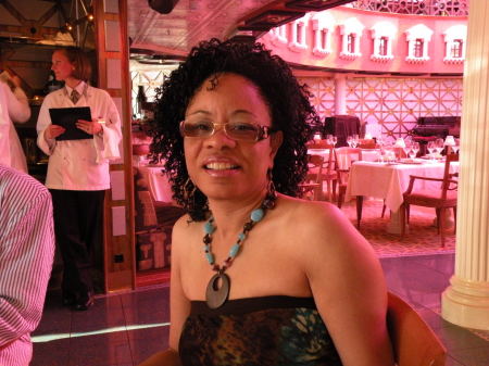 Darlene Cole Photo 24