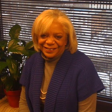 Janice Douglas Photo 10