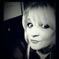 Julie Howlett Photo 17