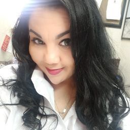 Elizabeth Cavazos Photo 36