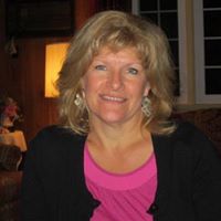 Jennifer Caffrey Photo 7
