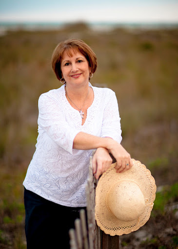 Susan Haley Photo 29