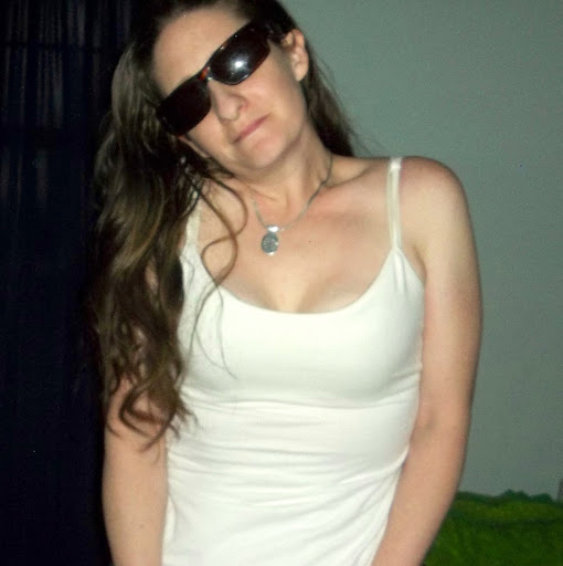 Sarah Watson Photo 8