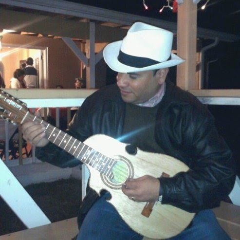 Robert Colon Photo 16
