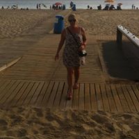 Kelly Burnell Photo 5