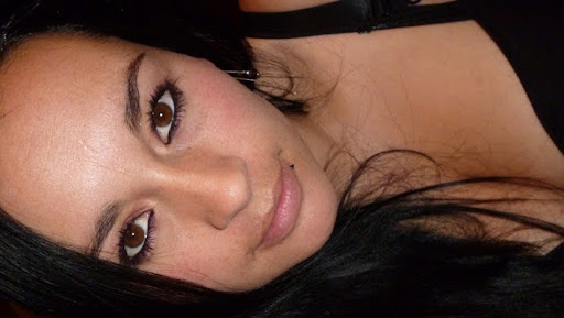 Alejandra Espitia Photo 21