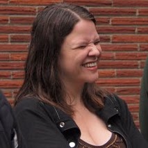 Michelle Magee Photo 29