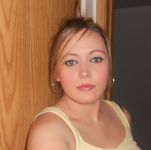 Alicia Patterson Photo 37