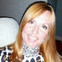 Amanda Woods Photo 25