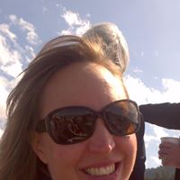 Michelle Thayer Photo 6