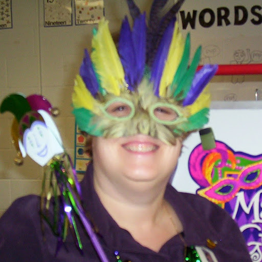 Kristin Hale Photo 11