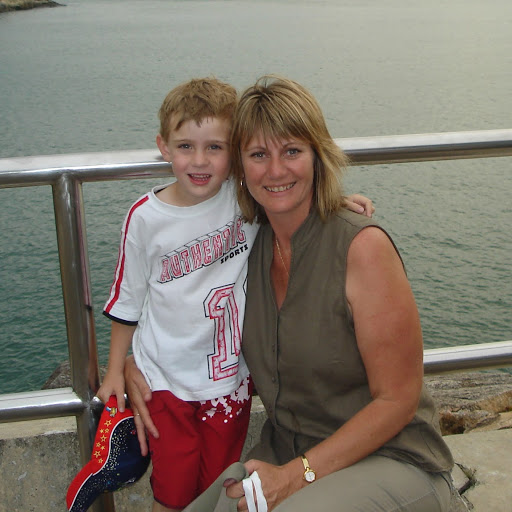 Linda English Photo 11