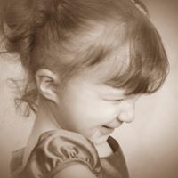 Jennifer Watts Photo 6