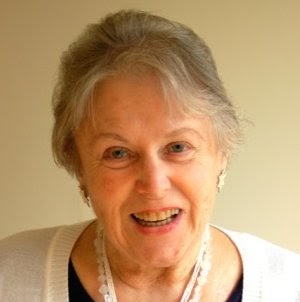 Gretchen Jones Photo 29