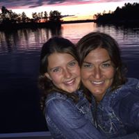 Laura Pederson Photo 7