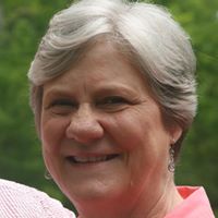 Linda Latham Photo 34