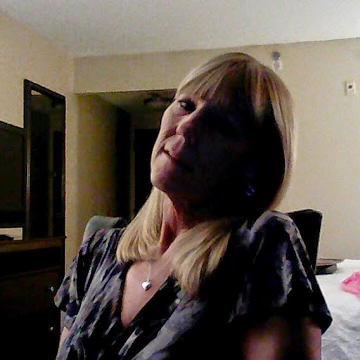 Shelly Bailey Photo 32