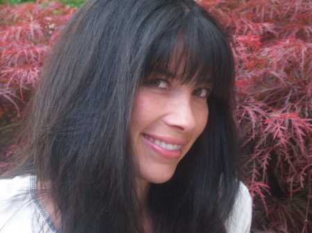 April Thompson Photo 37