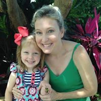 Laura Connolly Photo 30